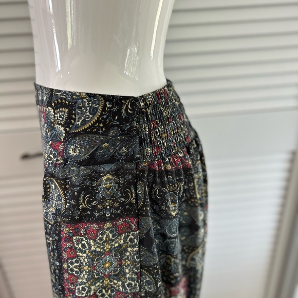 Boho Pull On Harem Pants Made in Nepal - Picture 9 of 10